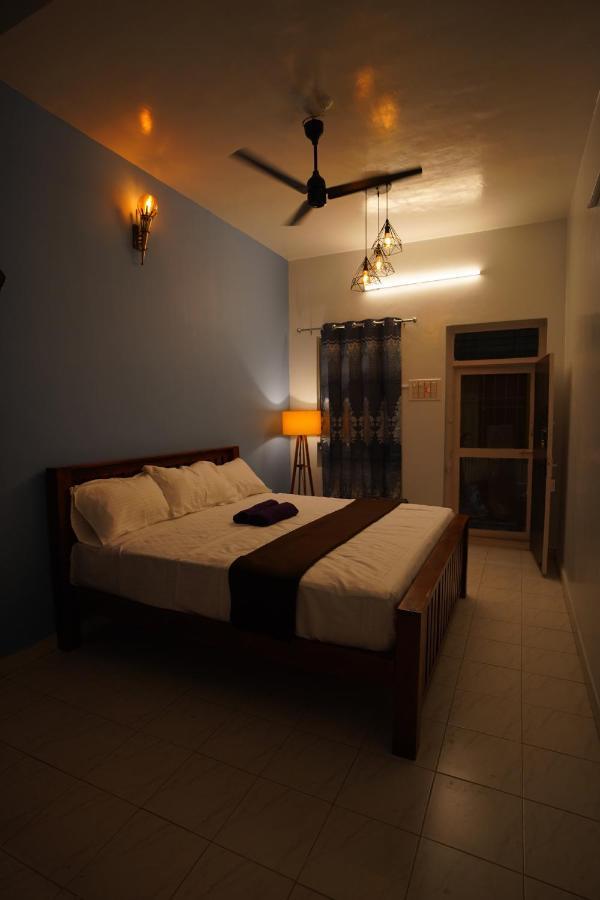 Omkara - The Fives Guest House Tiruvannāmalai Dış mekan fotoğraf